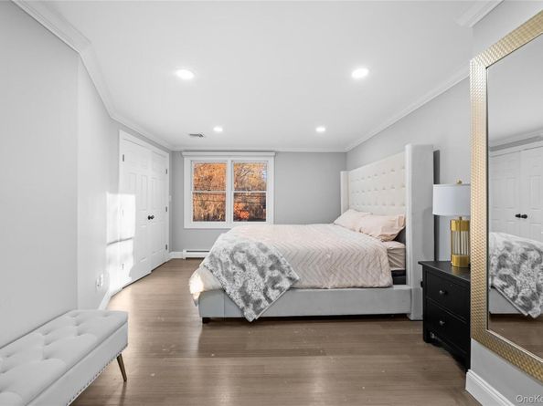 32 Greenport Avenue, Medford NY 11763