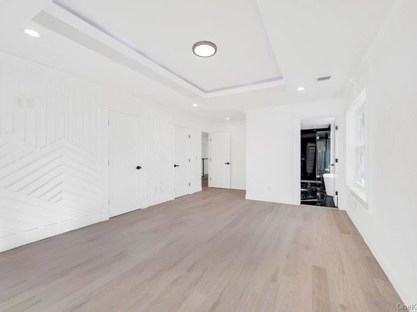 11 Goshen Street, Elmont NY 11003