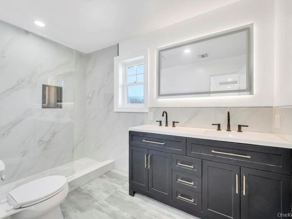 11 Goshen Street, Elmont NY 11003