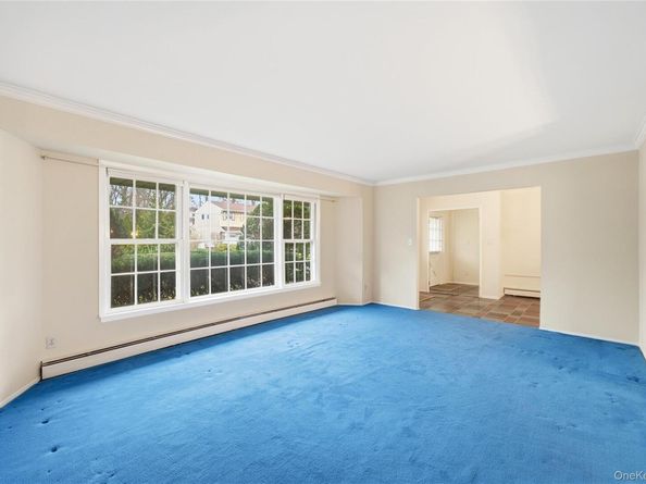 16 Pantzer Street, Smithtown NY 11787