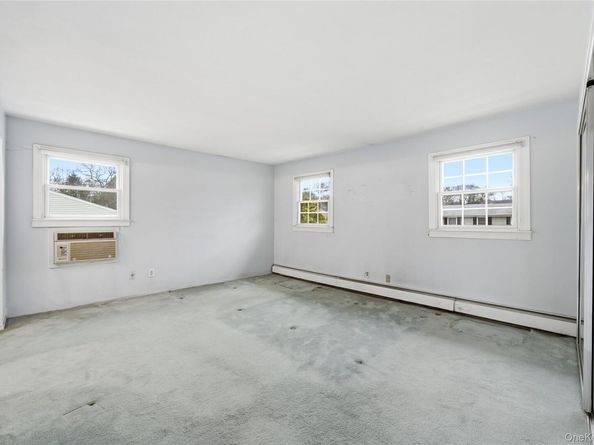 16 Pantzer Street, Smithtown NY 11787