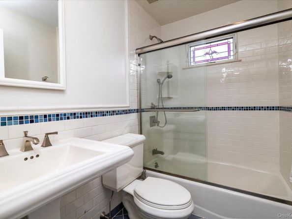 122 Pine Street, Rockville Centre NY 11570