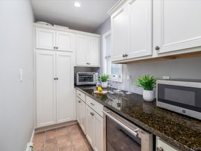 122 Pine Street, Rockville Centre NY 11570