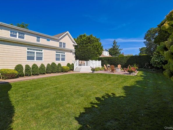 122 Pine Street, Rockville Centre NY 11570