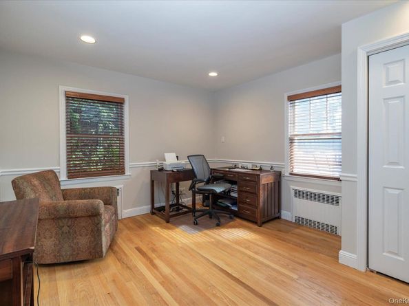 122 Pine Street, Rockville Centre NY 11570