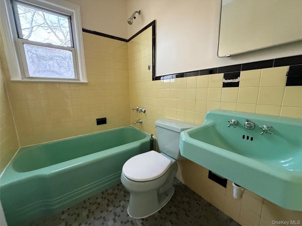 16604 67th Avenue, Fresh Meadows NY 11365