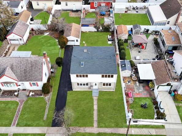 245 Stone Street, Elmont NY 11003