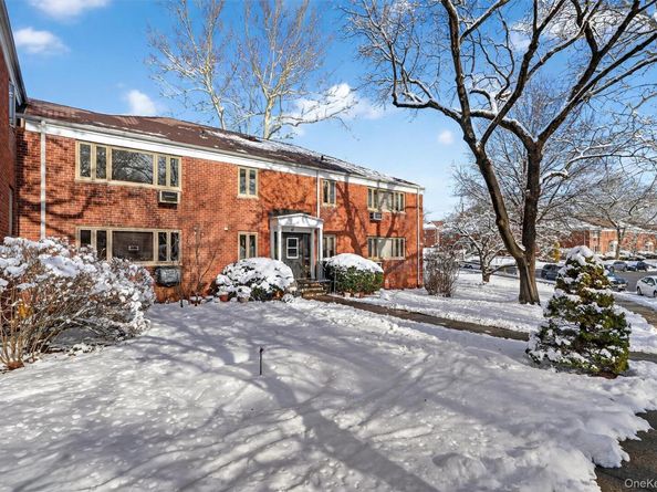 47 Lawrence Drive C, White Plains NY 10603