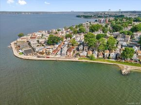 13D Edgewater Park 13D, Bronx NY 10465