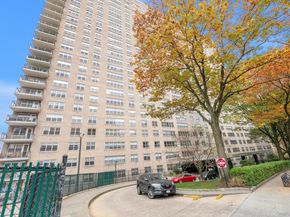 555 Kappock Street 22C, Bronx NY 10463
