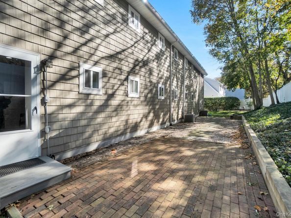 62 Canoe Place Road 513/5, Hampton Bays NY 11946