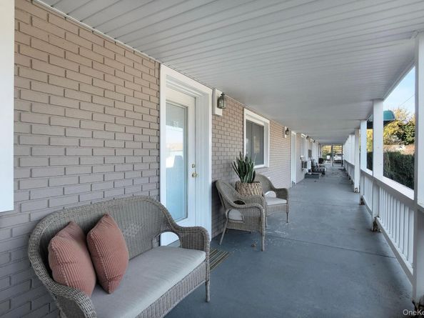 62 Canoe Place Road 513/5, Hampton Bays NY 11946