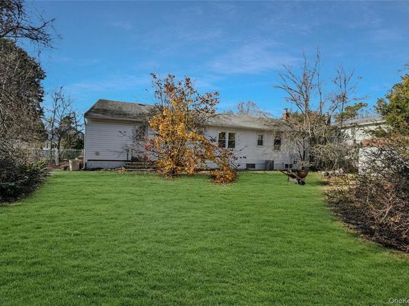 1599 Feureisen Avenue, Bohemia NY 11716