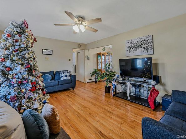 1599 Feureisen Avenue, Bohemia NY 11716