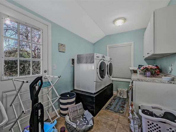 1599 Feureisen Avenue, Bohemia NY 11716