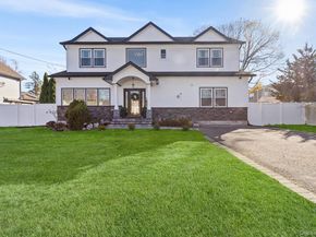 166 17th Street, West Babylon NY 11704