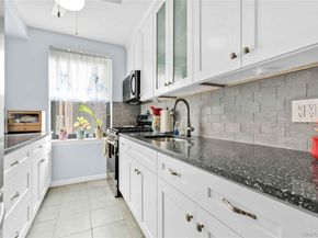 26-25 141 Street 5G, Flushing NY 11354