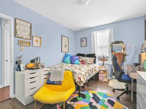 26-25 141 Street 5G, Flushing NY 11354