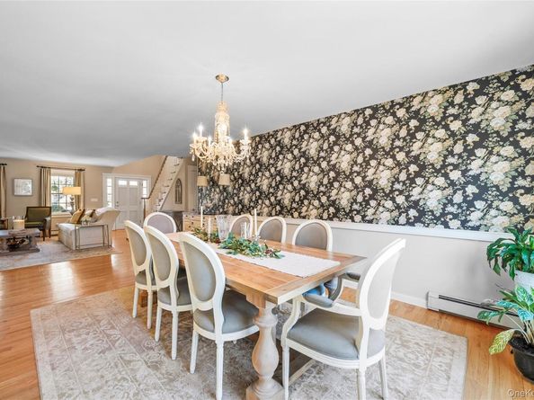 85 Fairview Avenue, Bayport NY 11705