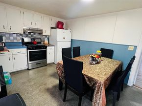 41 Stone Avenue, North Babylon NY 11703