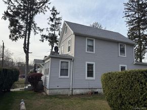 41 Stone Avenue, North Babylon NY 11703