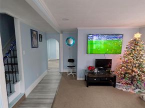 41 Stone Avenue, North Babylon NY 11703