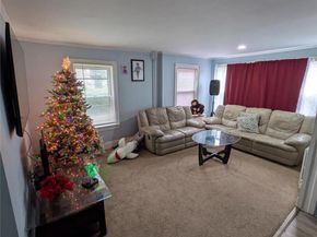 41 Stone Avenue, North Babylon NY 11703