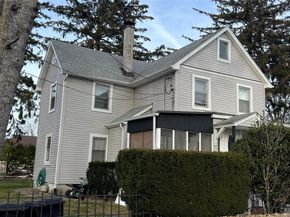 41 Stone Avenue, Babylon NY 11703