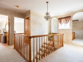 53 Tulipwood Dr, Commack NY 11725