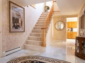 53 Tulipwood Dr, Commack NY 11725