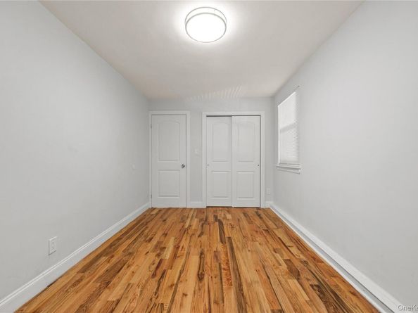 1150 E 214th Street, Bronx NY 10469