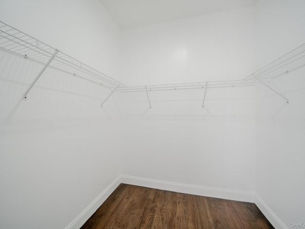 68 Spruce Street, Hicksville NY 11801