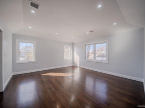 68 Spruce Street, Hicksville NY 11801