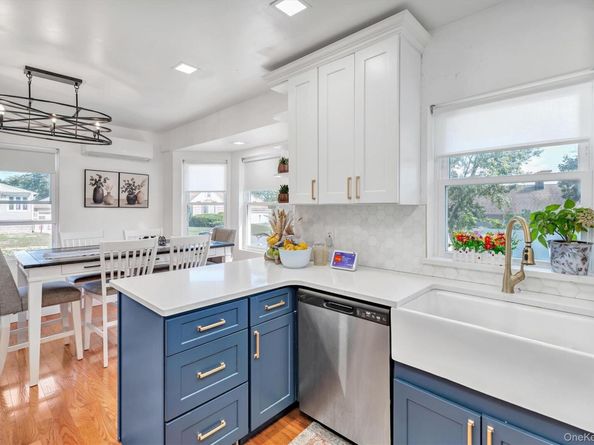 159 Southside Avenue, Freeport NY 11520