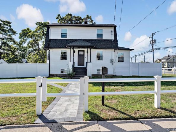 159 Southside Avenue, Freeport NY 11520