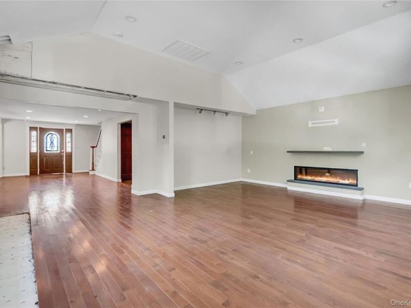 277 Shelter Road, Ronkonkoma NY 11779