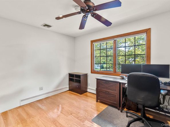 28 Mosshill Place, Stony Brook NY 11790