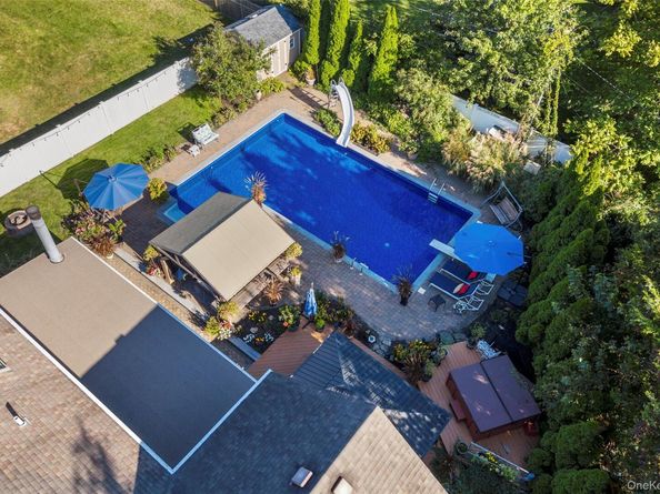 28 Mosshill Place, Stony Brook NY 11790