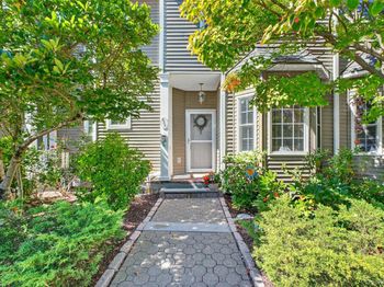 646 E Main Street