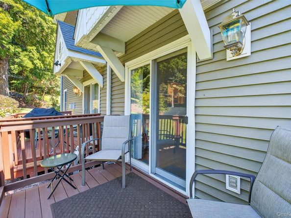 646 E Main Street, Jefferson Valley NY 10535