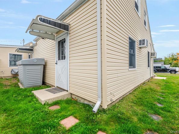 41 Church Road, Levittown NY 11756