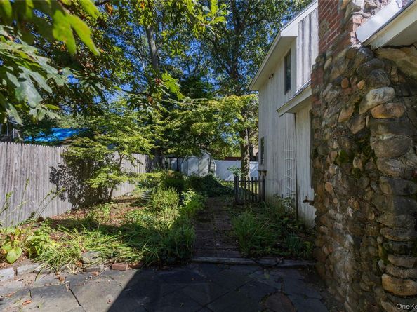 3 Beacon Drive, Sound Beach NY 11789