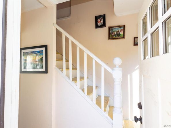 3 Beacon Drive, Sound Beach NY 11789