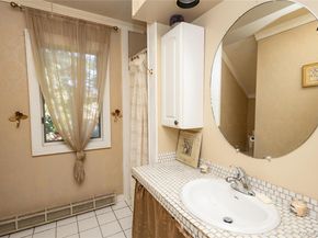 3 Beacon Drive, Sound Beach NY 11789