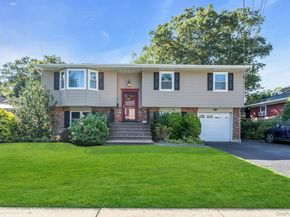262 New Hampshire Avenue, Massapequa NY 11758