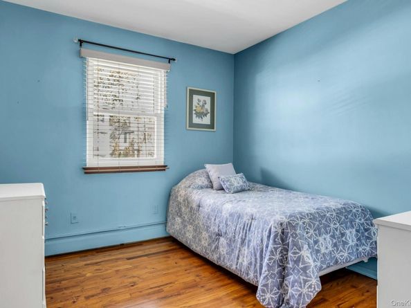 262 New Hampshire Avenue, Massapequa NY 11758