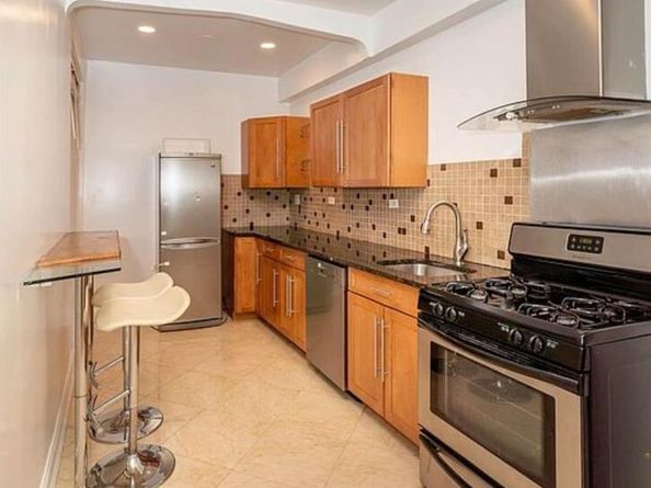 41-09 41st Street 1D, Sunnyside NY 11104