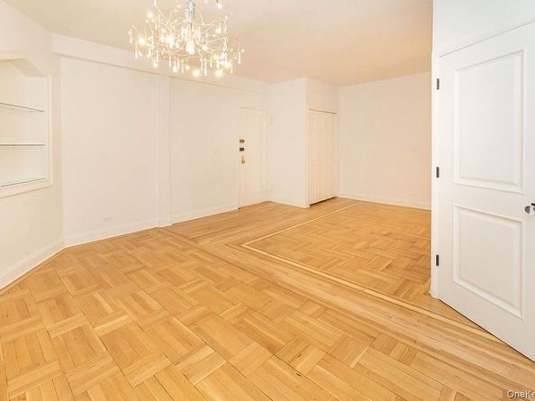 41-09 41st Street 1D, Sunnyside NY 11104