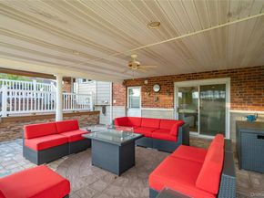 7 Chelsea Drive, Syosset NY 11791