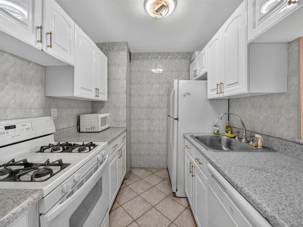 1874 Pelham Parkway S 6E, Bronx NY 10461